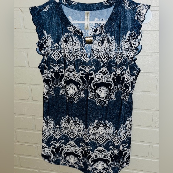 PerSeptionConceptBlouse - Picture 5 of 6